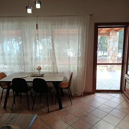 아파트 Dalia's House 니키티